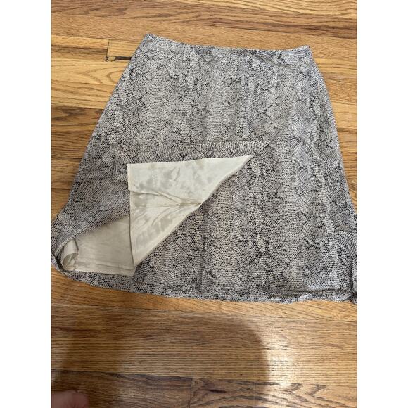 Vintage Grunge Leopard Print Skirt Womens Sm Y2K 100% Silk Office Core Mob Wife - Picture 8 of 9
